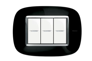 PLACA 3 MODULOS COLOR NEGRO SOLIDO MODELO ELIPTICA BTICINO REF HB4803NR