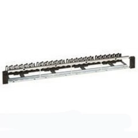 PANEL 24 RJ45 6 UTP ANG  LEGRAND REF 033567