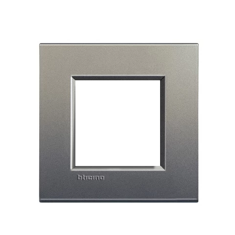 PLACA 2P AVENUE RECTANGULAR MODELO LIVING LIGHT  BTICINO REF LNA4802AE