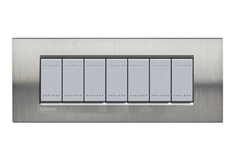 PLACA RECTANGULAR 7 MODELO. COLOR ACERO CEPILLADO BTICINO  REF LNA4807ACS